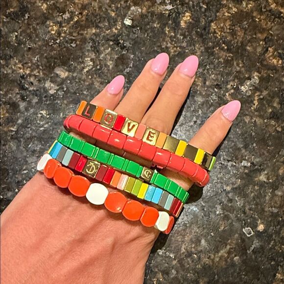 5 Colorful Beaded Bracelet Set - “LOVE” Multicolor Gold Bracelet SET - Stretchy - Picture 1 of 3